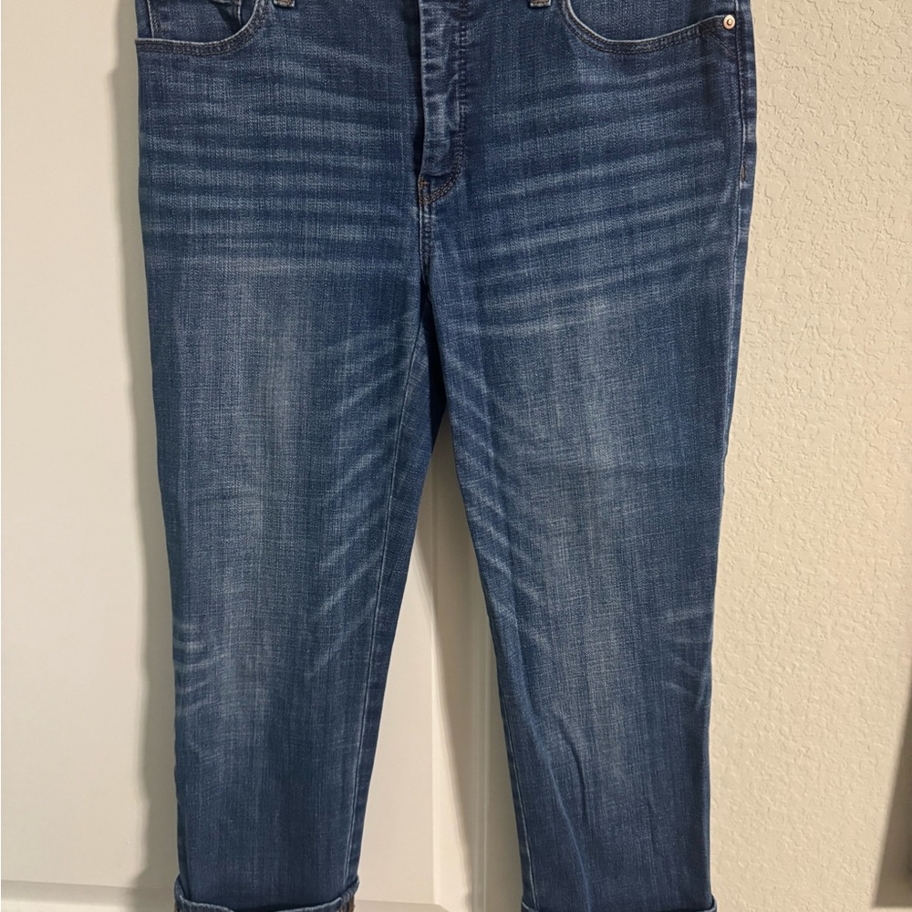 Chico’s So Slimming Girlfriend Slim Leg Women's Jeans. Size 0